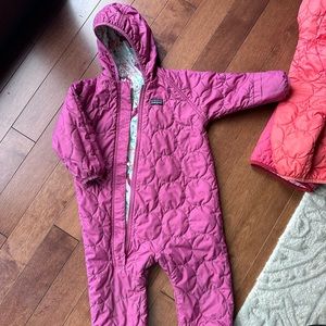 Reversible Patagonia suit. 18mos